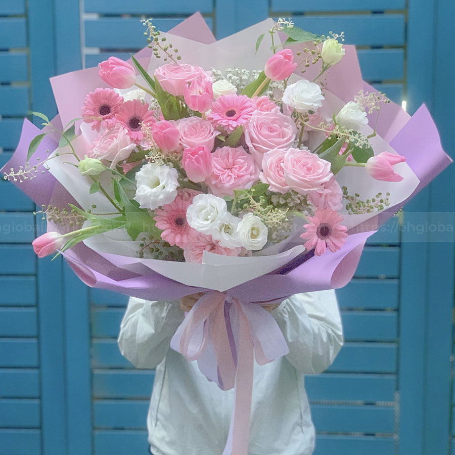 MIXED ROSE BOUQUETS