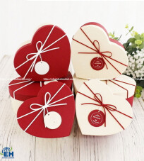 HEART-SHAPED GIFT BOX MEDIUM